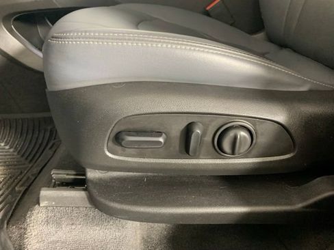 Used 2020 Buick Enclave Essence AWD/4WD image 20