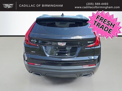 Used 2023 Cadillac XT4 Luxury w/ Cold Weather Package AWD/4WD image 3