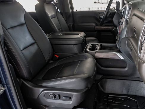 Used 2022 Chevrolet Silverado 2500 LTZ w/ LTZ Plus Package image 32