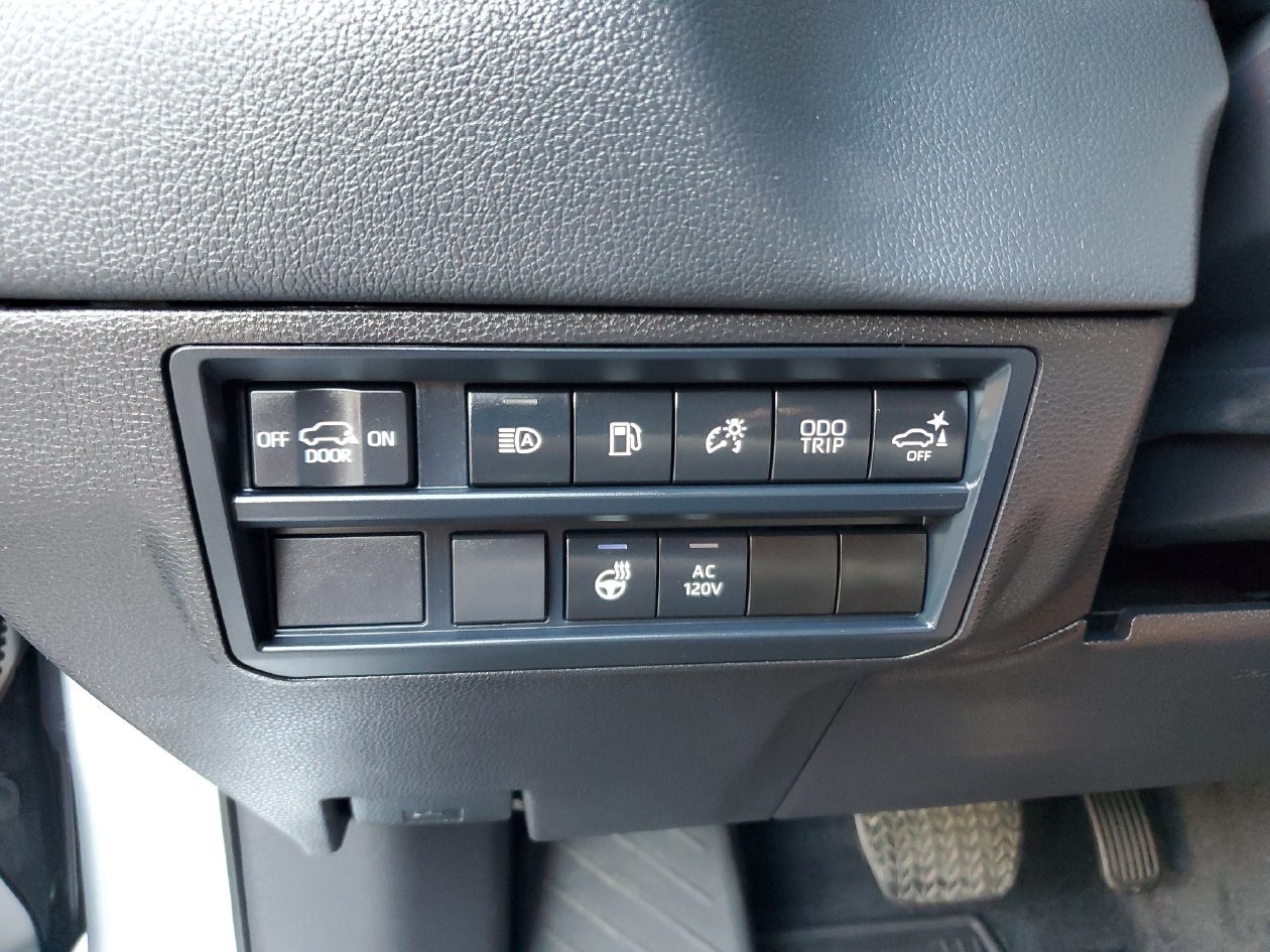 Used 2026 Toyota Sequoia Limited AWD/4WD image 29