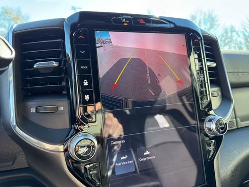 Used 2026 RAM 2500 Laramie w/ Night Edition image 25