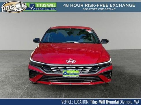 New 2025 Hyundai Elantra SEL image 2