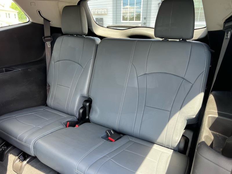 Used 2020 Buick Enclave Essence AWD/4WD image 9