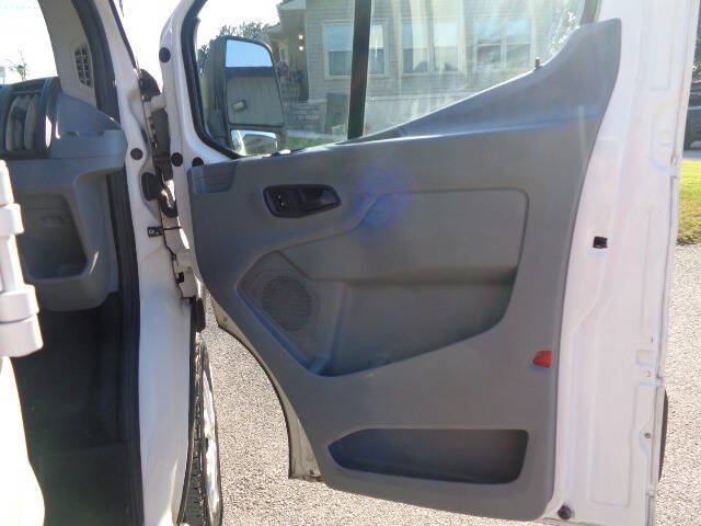Used 2019 Ford Transit 250 130 Low Roof w/ Exterior Upgrade Package RWD image 23