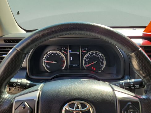 Used 2023 Toyota 4Runner Limited RWD image 20