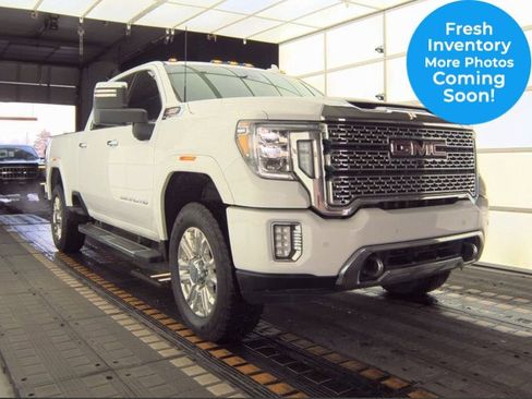 Used 2023 GMC Sierra 2500 Denali image 1