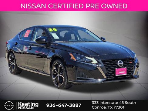 Certified 2024 Nissan Altima 2.5 SR image 1