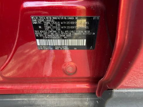 Used 2015 Toyota RAV4 XLE AWD/4WD image 12