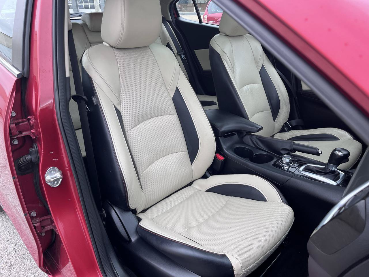 Used 2016 MAZDA MAZDA3 s Grand Touring FWD image 17