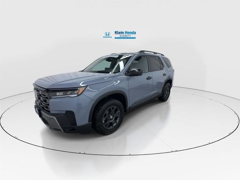 New 2026 Honda Pilot TrailSport image 6