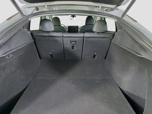 Used 2023 Tesla Model Y Long Range image 26