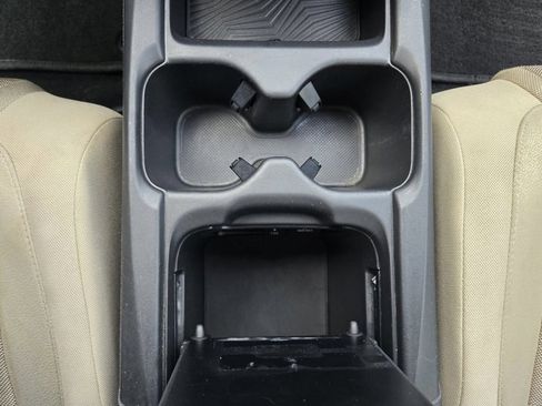 Used 2019 Honda CR-V LX image 23