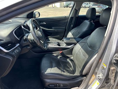 Used 2019 Chevrolet Volt LT w/ Power Convenience Package FWD image 15