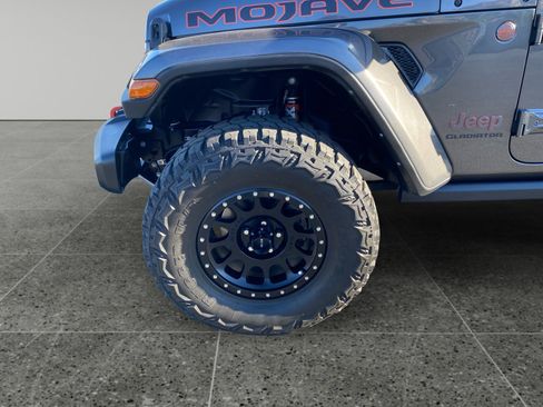 Used 2022 Jeep Gladiator Mojave w/ LED Lighting Group image 14