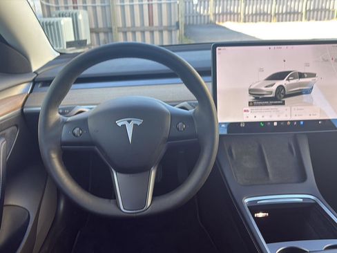 Used 2022 Tesla Model 3 Long Range image 20