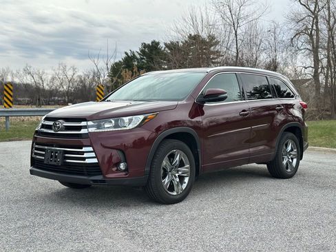 Used 2019 Toyota Highlander Limited Platinum w/ Protection Package #3 image 3
