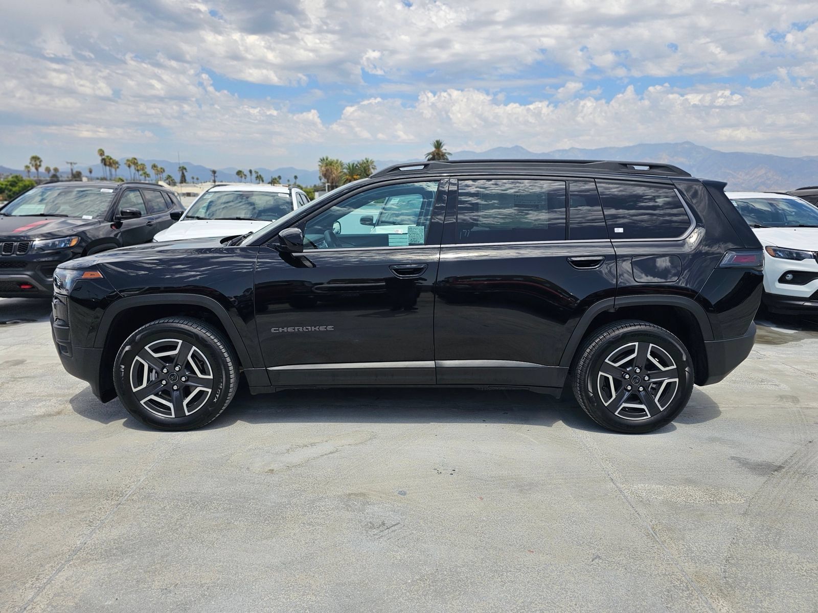 New 2026 Jeep Cherokee Laredo AWD/4WD image 4