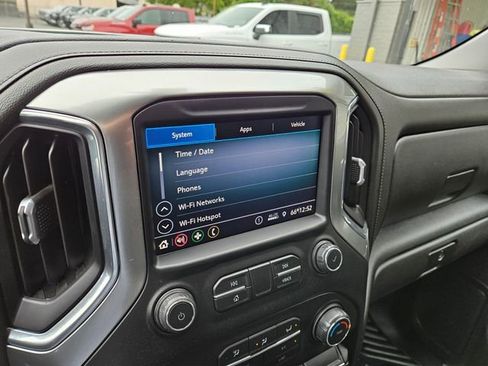 Used 2020 Chevrolet Silverado 3500 LT AWD/4WD image 30