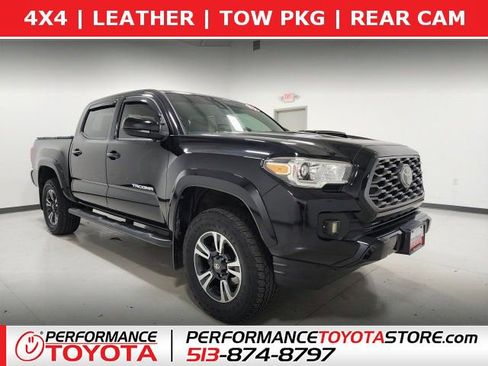 Used 2019 Toyota Tacoma TRD Sport image 1