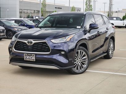 Used 2022 Toyota Highlander Platinum