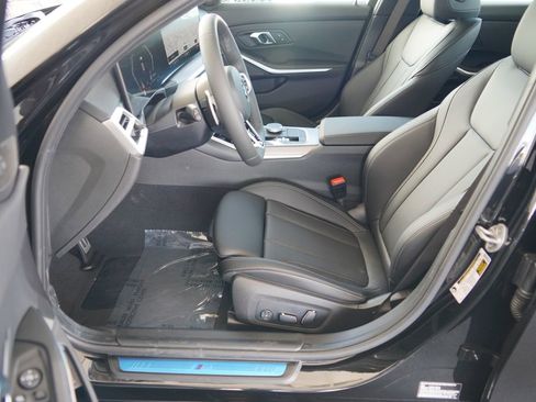 New 2026 BMW 330i Sedan w/ M Sport Package RWD image 10