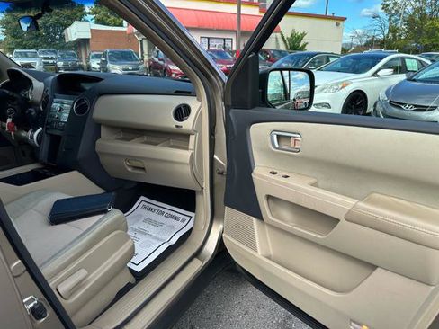 Used 2009 Honda Pilot EX image 19