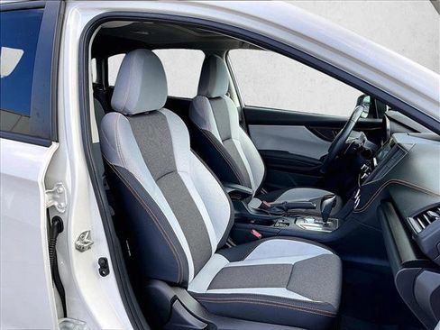 Used 2021 Subaru Crosstrek 2.0i Premium w/ Moonroof Package image 9