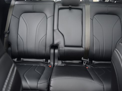 Used 2025 Ford Escape Platinum w/ Premium Technology Package image 15