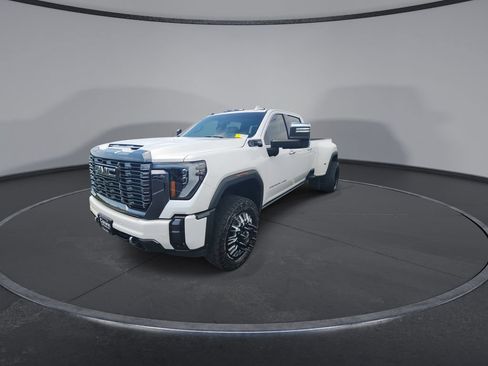 Used 2024 GMC Sierra 3500 Denali Ultimate AWD/4WD image 5
