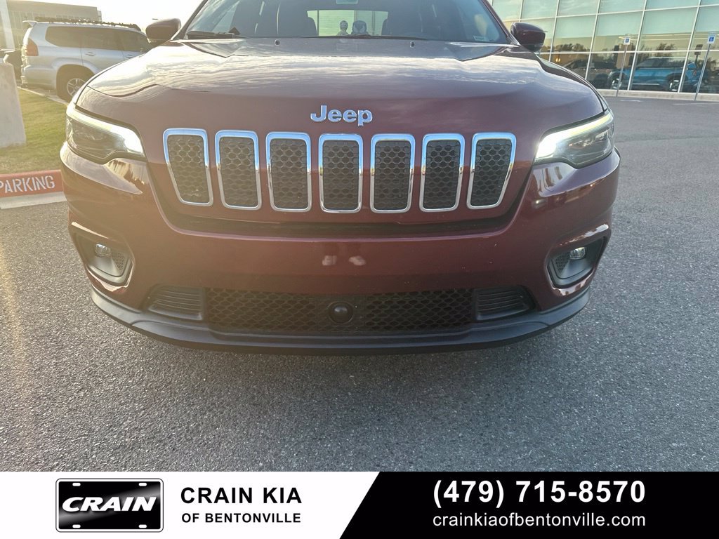Used 2021 Jeep Cherokee Latitude Lux w/ Sun & Sound Group AWD/4WD image 12