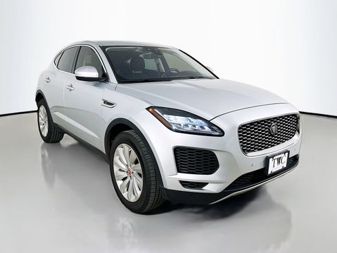 Used 2018 Jaguar E-PACE SE AWD/4WD image 3