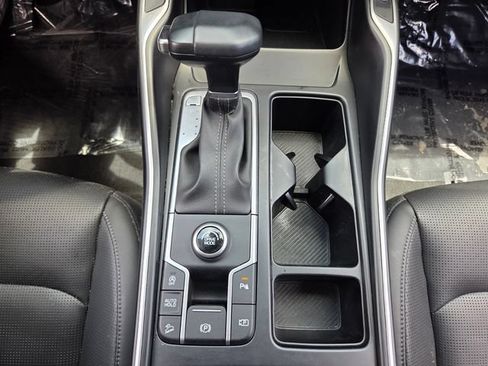 Used 2024 Kia Sorento S FWD image 24