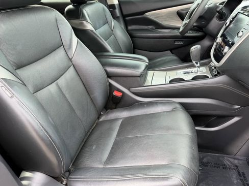 Used 2016 Nissan Murano Platinum w/ Platinum Technology Package FWD image 12
