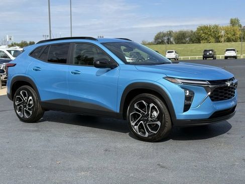 New 2026 Chevrolet Trax RS w/ Driver Confidence Package image 1