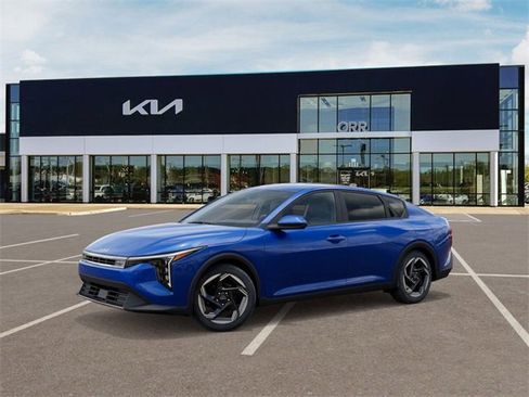 New 2025 Kia K4 EX image 3