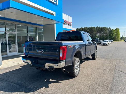 Used 2017 Ford F250 XL w/ STX Appearance Package AWD/4WD image 5
