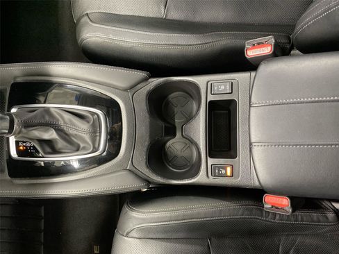 Used 2017 Nissan Rogue Sport SL w/ SL Premium Package image 27