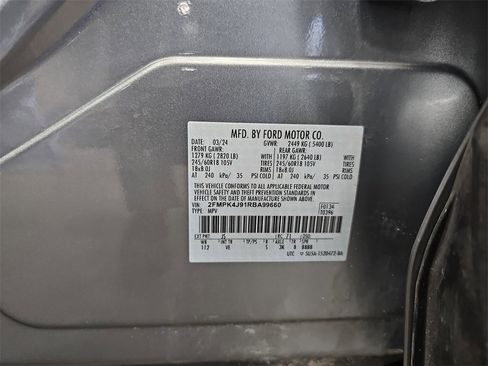 Used 2024 Ford Edge SEL image 32