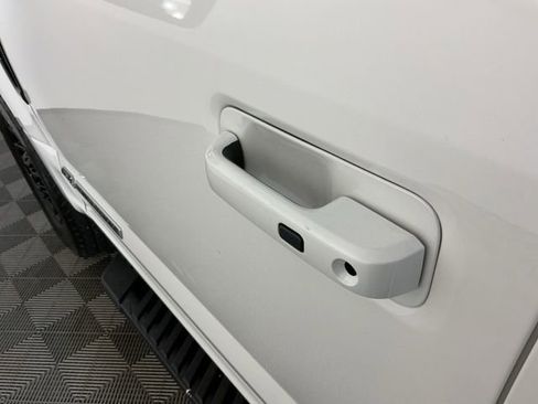 Used 2021 Ford F250 Lariat AWD/4WD image 14