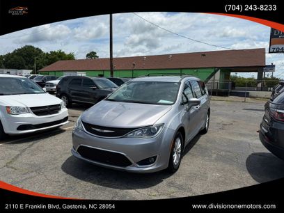 Used 2017 Chrysler Pacifica Touring-L