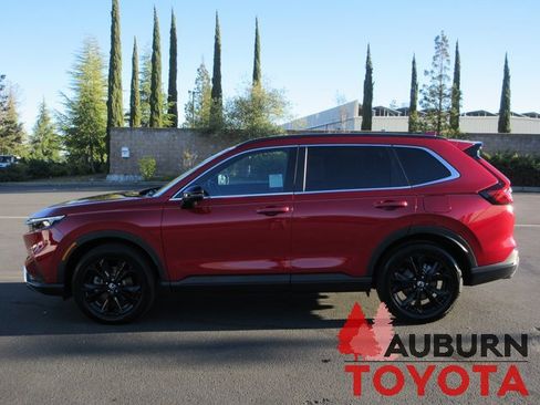 Used 2025 Honda CR-V Sport Touring image 9