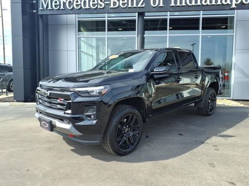 Used 2025 Chevrolet Colorado Z71 w/ Technology Package image 2