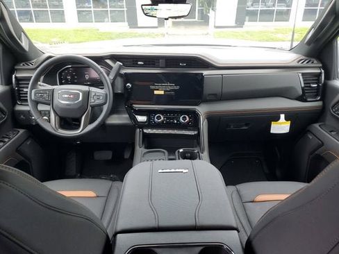 New 2026 GMC Sierra 2500 AT4 w/ AT4 Premium Plus Package AWD/4WD image 13
