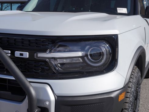 New 2026 Ford Bronco Sport Outer Banks w/ Sasquatch Outer Banks Package AWD/4WD image 14