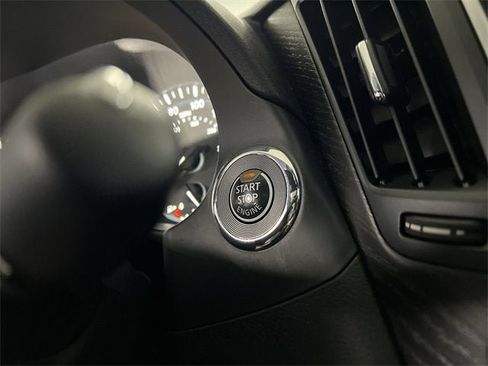 Used 2021 INFINITI Q50 Sensory image 17