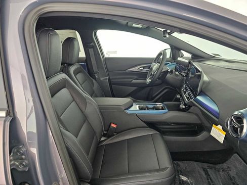 New 2026 Chevrolet Equinox EV LT FWD image 10