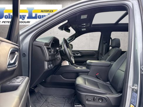 Used 2024 Chevrolet Tahoe Z71 w/ Luxury Package AWD/4WD image 11