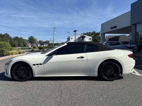 Used 2019 Maserati GranTurismo Sport RWD image 14
