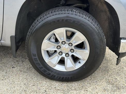 Used 2020 Chevrolet Silverado 1500 LT w/ Convenience Package image 12