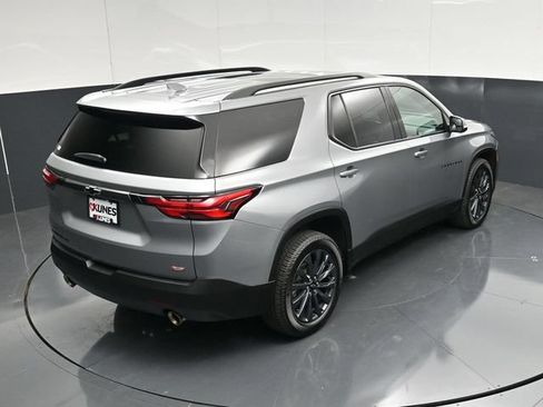 Used 2023 Chevrolet Traverse RS w/ LPO, Floor Liner Package AWD/4WD image 54